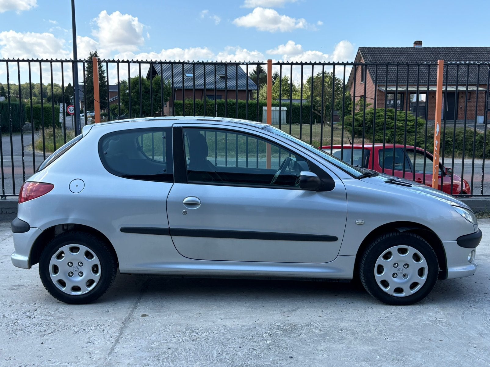 PEUGEOT 206 1.4i ESSENCE AIRCO 2008, Auto's, Voorwielaandrijving, Stof, Zwart, Bedrijf