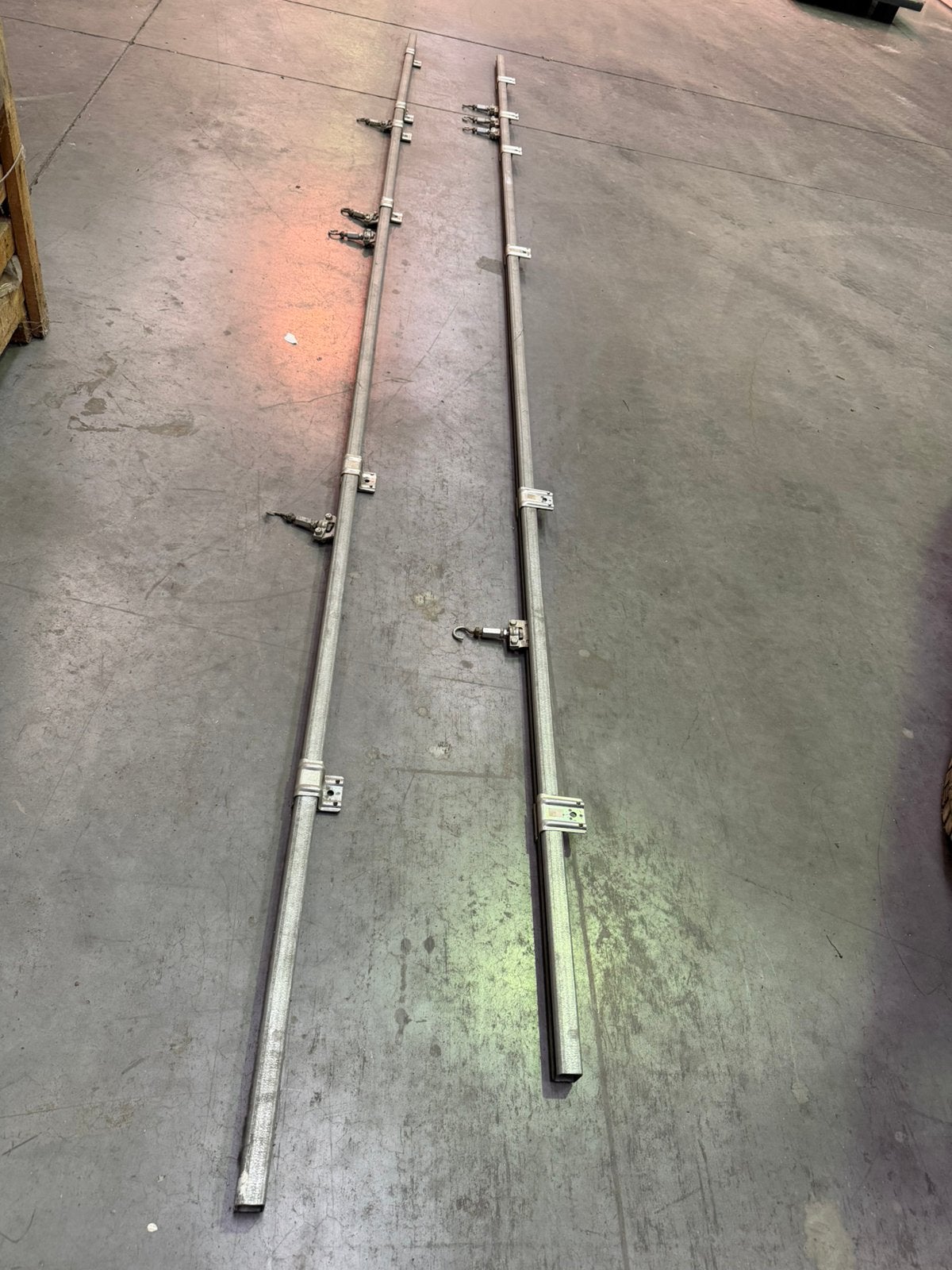 PROFIELEN MET OPHANGSYSTEEM 445 cm x 3,5 x 4 cm, Ophalen, Zo goed als nieuw