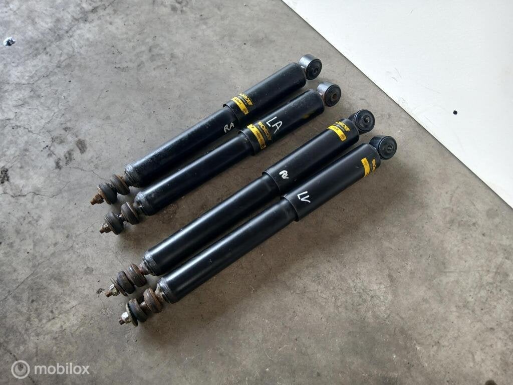 Schokdempers Range Rover P38 Monroe Schokbrekers Voor Achter, Land Rover, Ophalen of Verzenden, Gebruikt, Land Rover