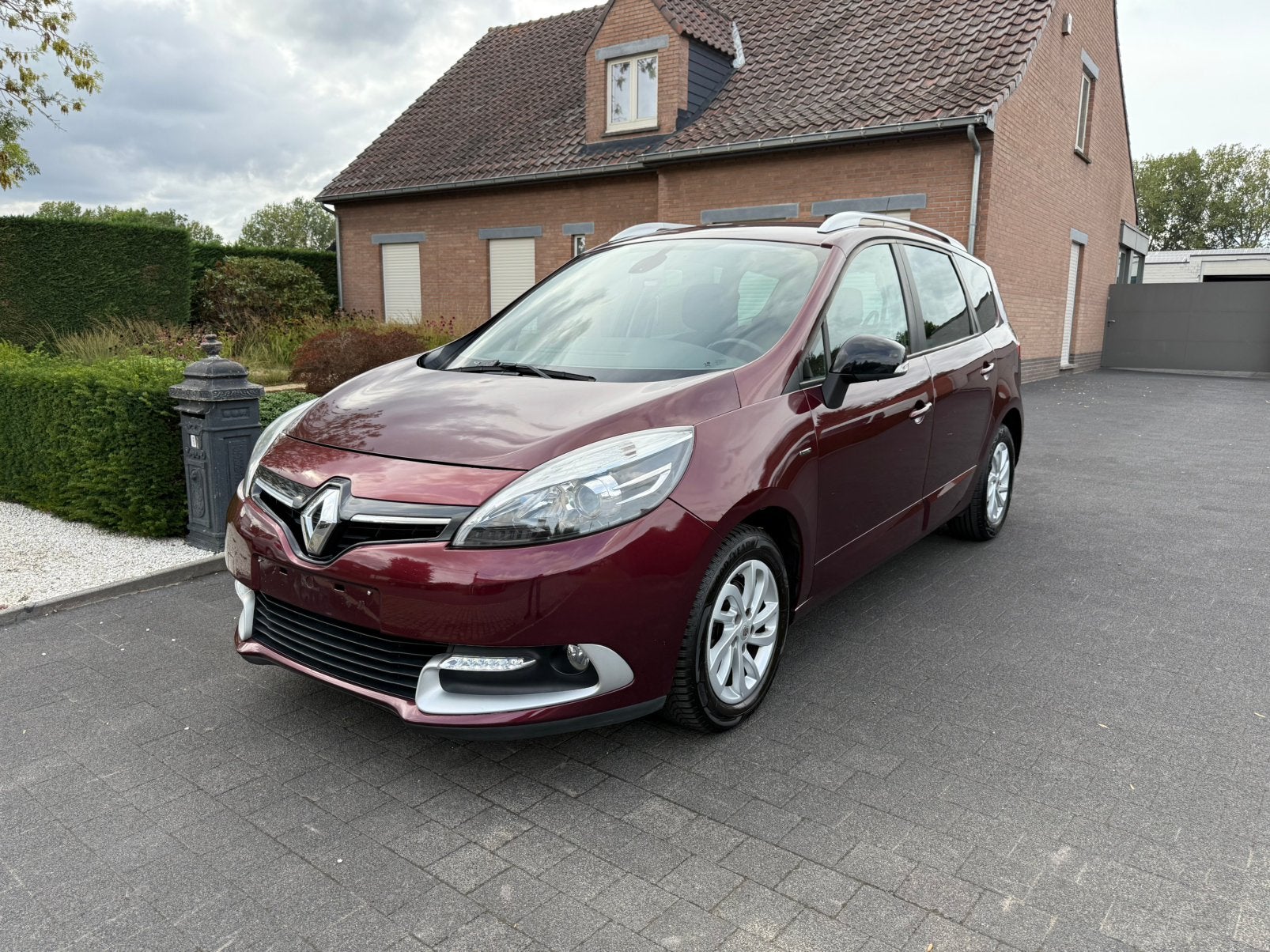 Renault Grand Scenic 1.2 Essence 115ch Edition Limitée, Achat, Entreprise, Boîte manuelle, 5 places