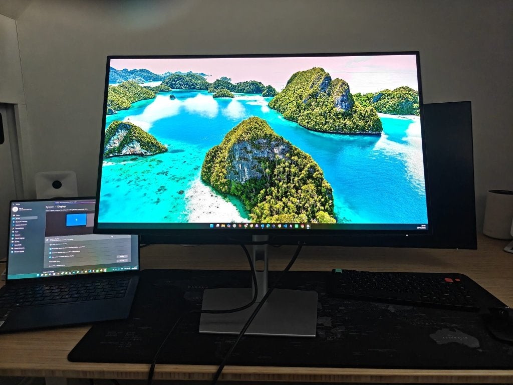 Dell UltraSharp U2725QE 27” 4K 120Hz USB-C Dock Monitor, Ophalen, IPS, 101 t/m 150 Hz, Dell