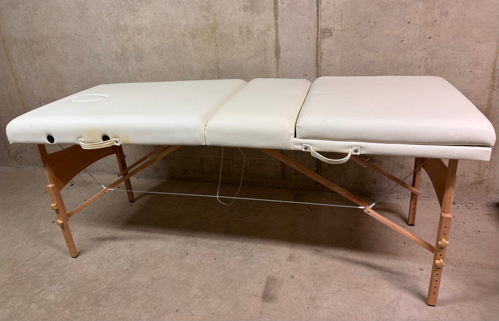 Inklapbare verstelbare massagetafel (L190xB69xH88), Sport en Fitness, Massageproducten, Ophalen, Gebruikt, Massagetafel