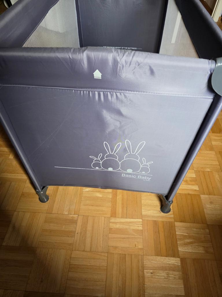 Opvouwbed Quax + matras+ kussen+4-sezoens deken, Kinderen en Baby's, Babyparken, Ophalen