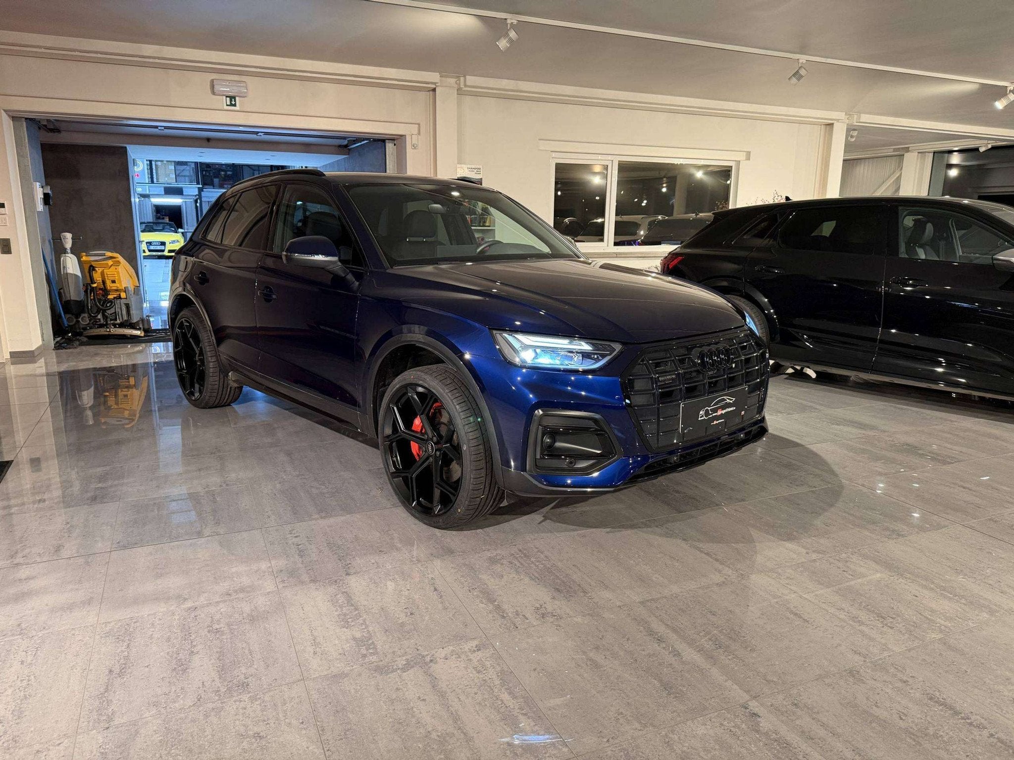 Audi Q5 SOLD BIJ GARAGE VRIENS YVES BV! (bj 2023, automaat), Auto's, Audi, Automaat, Gebruikt, 4 cilinders, Blauw
