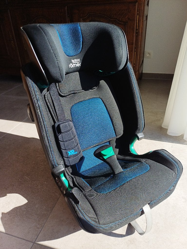 Britax Römer Advansafix i-Size Car Seat  ISOFIX & Top Tether, Verstelbare rugleuning, Zo goed als nieuw, 9 t/m 36 kg, Isofix