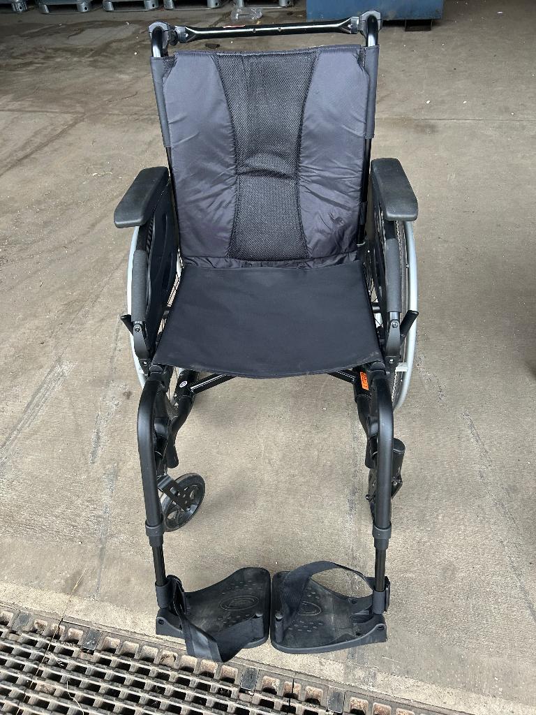 Chaise roulante Action3, Diversen, Rolstoelen, Ophalen, Inklapbaar, Zo goed als nieuw, Duwrolstoel