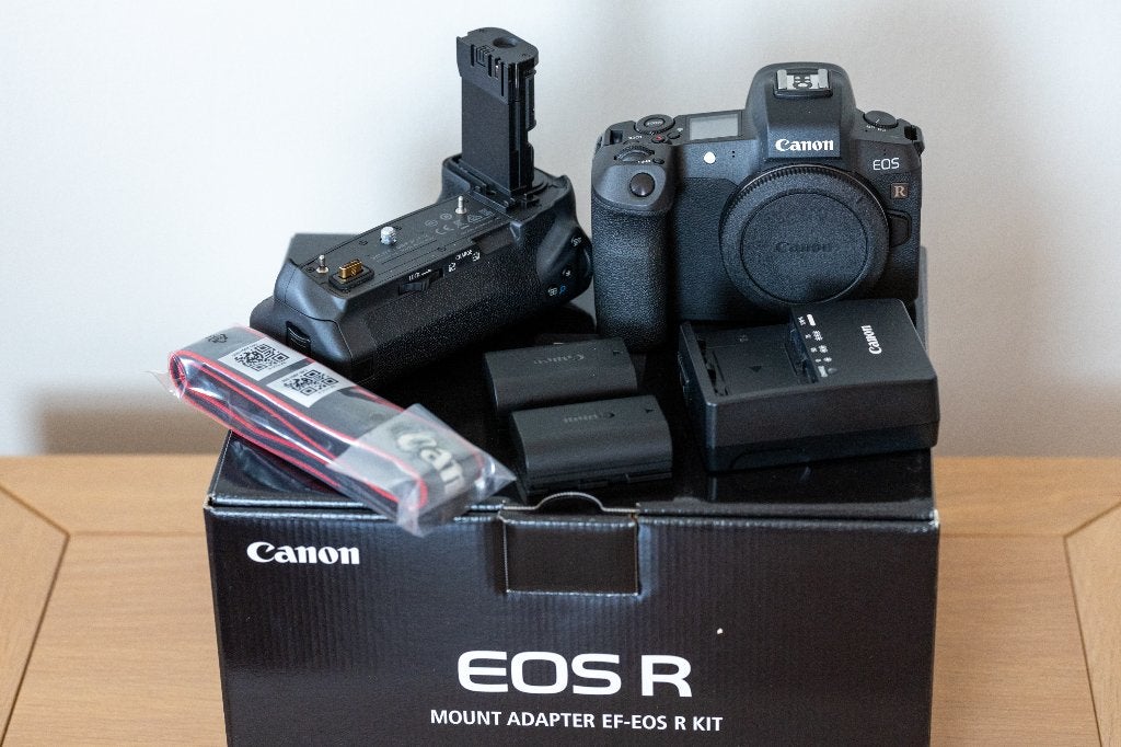 Canon EOS R, TV, Hi-fi & Vidéo, Appareils photo numériques, Canon, Comme neuf, Enlèvement, Appareil photo hybride