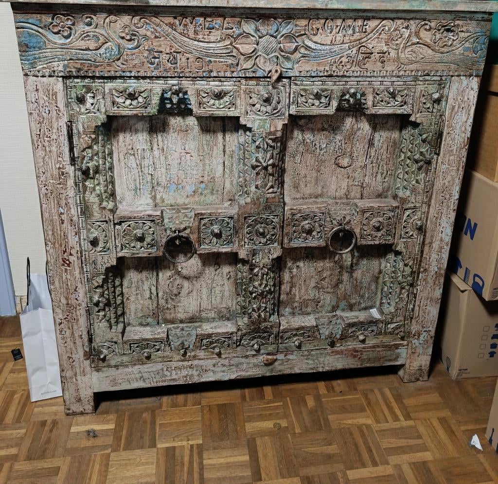 Houten kast, Enlèvement