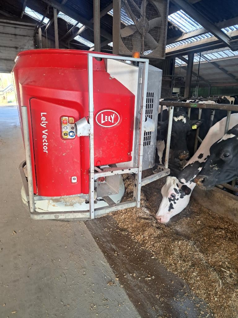 Lely vector automatisch voersysteem, Zakelijke goederen, Landbouw | Werktuigen, Veehouderij, Voertechniek, Ophalen