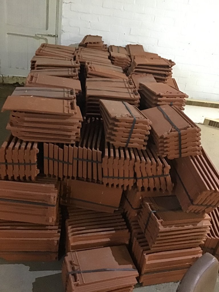 Dakpannen nieuw, Doe-het-zelf en Bouw, Ophalen, Steen of Klei, Nieuw, Dakpannen