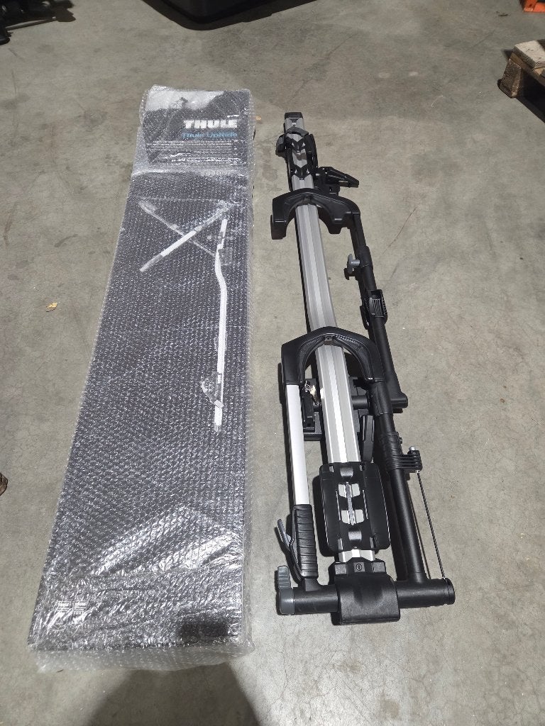 2x Thule Upride NIEUW, Autos : Divers, Porte-vélos, Neuf, Accessoire porte-vélos, 1 vélo, Pneus larges, Vélo électrique, Enlèvement