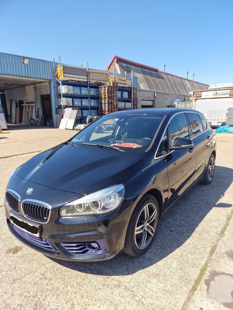 BMW Serie 2 220d Sport line Active tourer, Voorwielaandrijving, 1995 cc, 4 cilinders, Zwart
