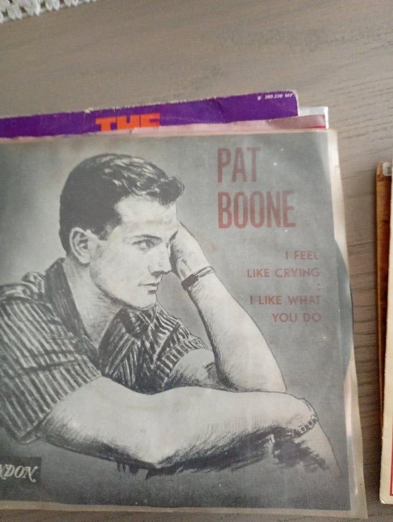 Pat Boone - I feel like crying, Gebruikt, 7 inch, Pop, Fotohoes