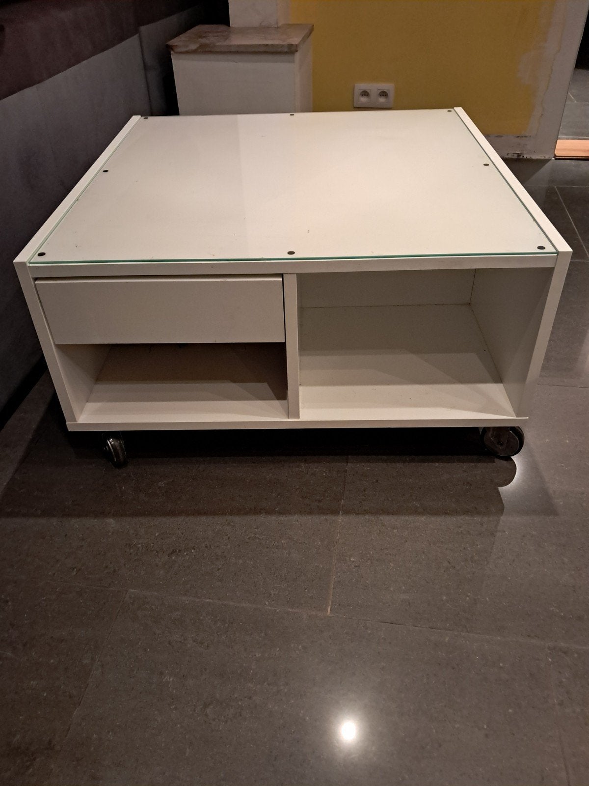 table basse, Enlèvement