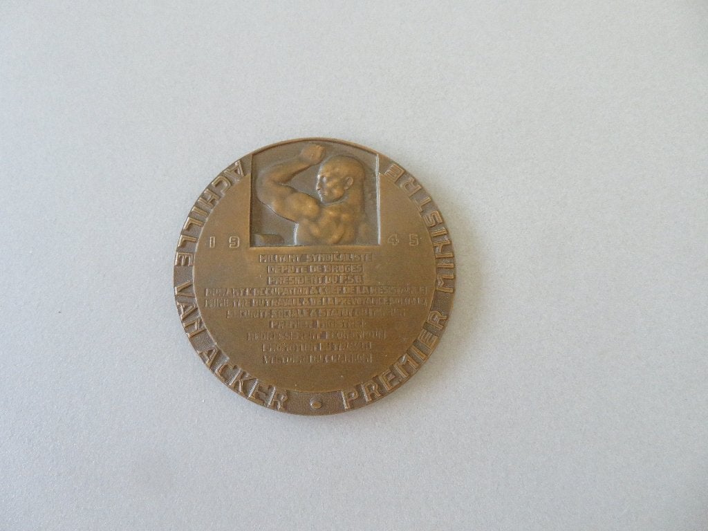 herrineringsmedaille premier ministre Achille van Acker, Enlèvement ou Envoi, Bronze