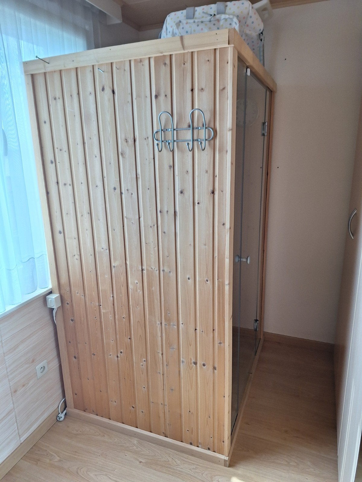 Sauna., Ophalen