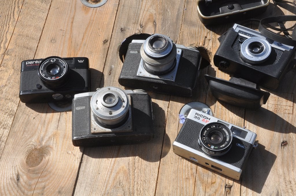 oude foto toestellen, Enlèvement ou Envoi, Ne fonctionne pas, Compact