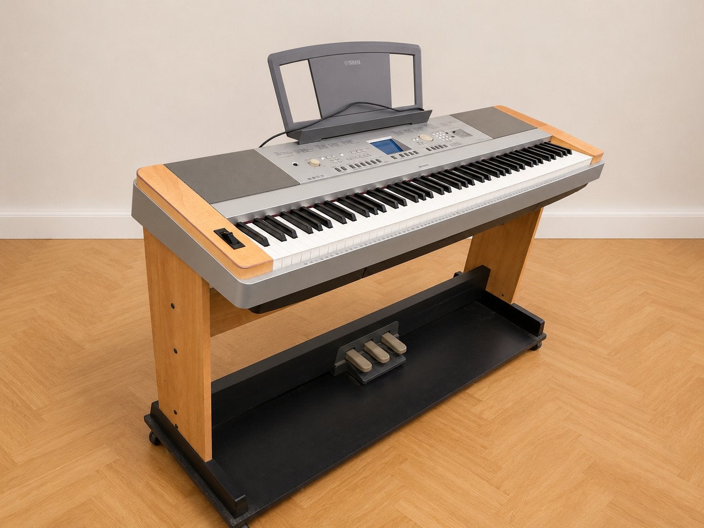 Piano numérique à queue portable Yamaha DGX-640, Musique & Instruments, Pianos, Comme neuf, Piano, Enlèvement