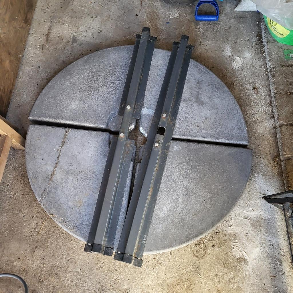 Betonnen parasolvoeten 4 stuks, Tuin en Terras, Ophalen, Gebruikt, Minder dan 1 meter, Parasolvoet