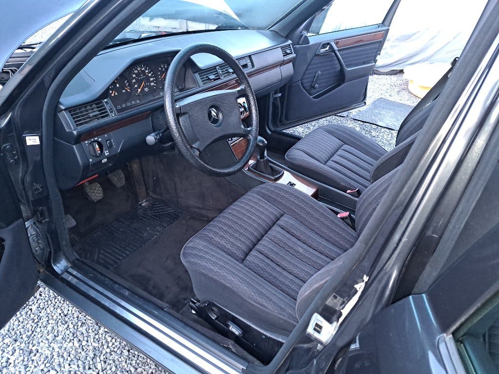 Mercedes W124 2.5 Turbo Diesel met 94000 Km, foto 7