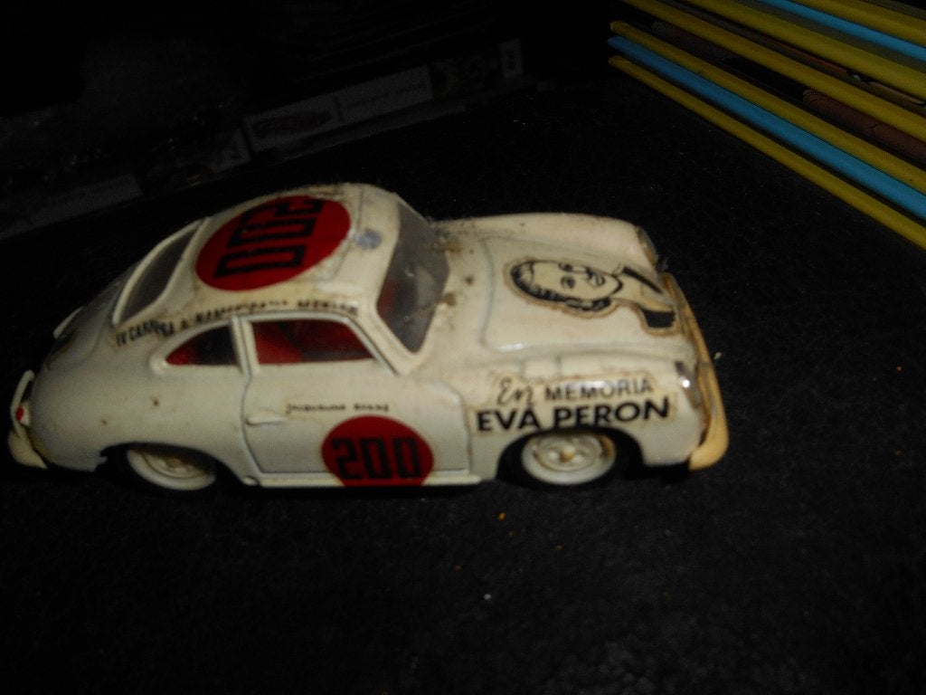 BRUMM Porshe 356 EVA PERON, Hobby en Vrije tijd, Modelauto's | 1:43, Ophalen of Verzenden