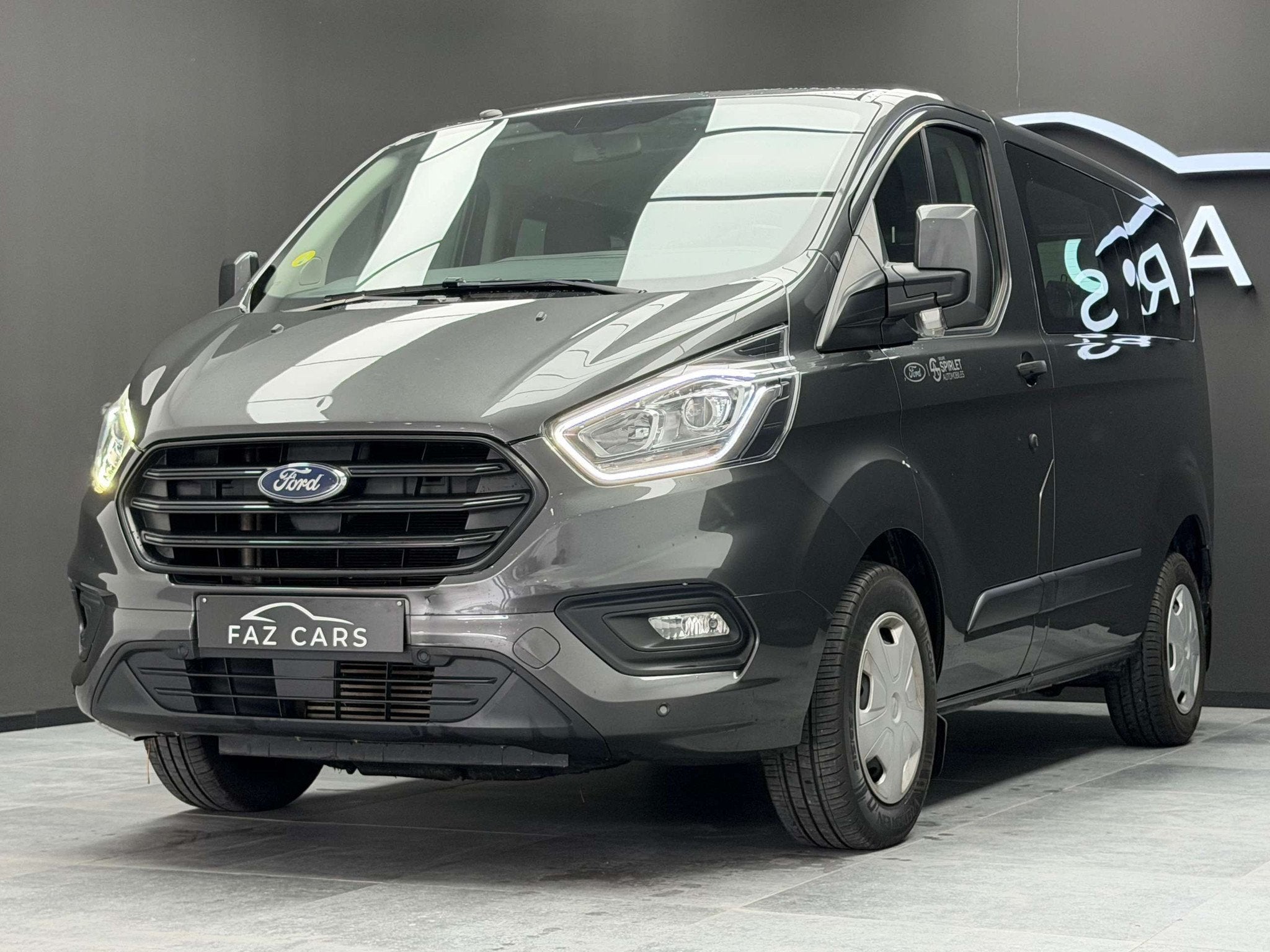 Ford Transit Custom 2.0 TDCi * 1ER PROP + 9PLACES + GARANTIE, Argent ou Gris, Achat, 105 ch, Euro 6