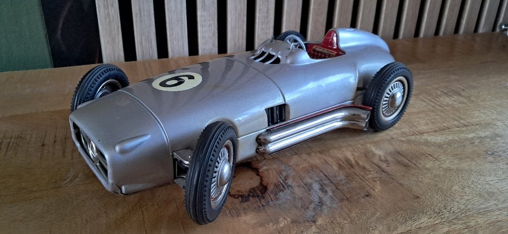 Blikken Mercedes W196, Antiek en Kunst, Verzenden