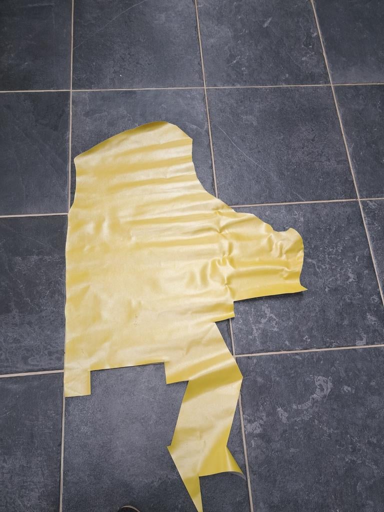 cuir de skaï jaune, Hobby & Loisirs créatifs, Tissus & Chiffons, Enlèvement ou Envoi, Neuf, Jaune, Cuir ou Similicuir