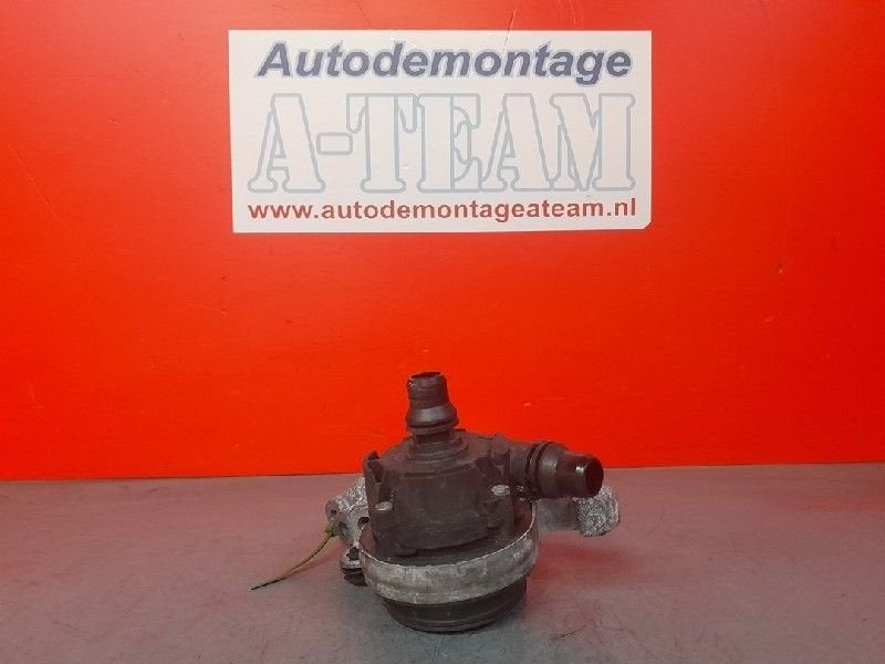 EXTRA EAU POMPE E (W213) (|A0005005400|0392023335|), Robert Bosch AG, Mercedes-Benz, Utilisé, Robert-Bosch-Allee 1
74232  Abstatt, DE