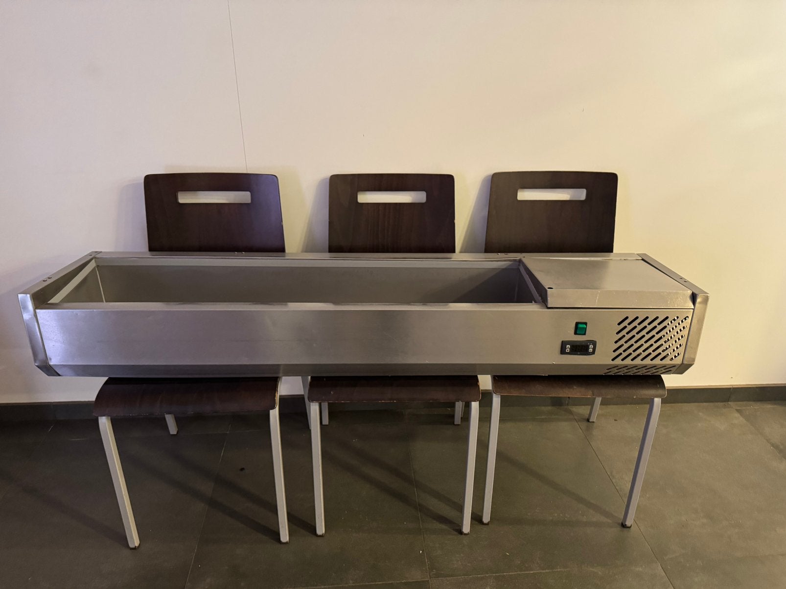 Vitrine réfrigérée pour bar à salades/comptoir, Enlèvement
