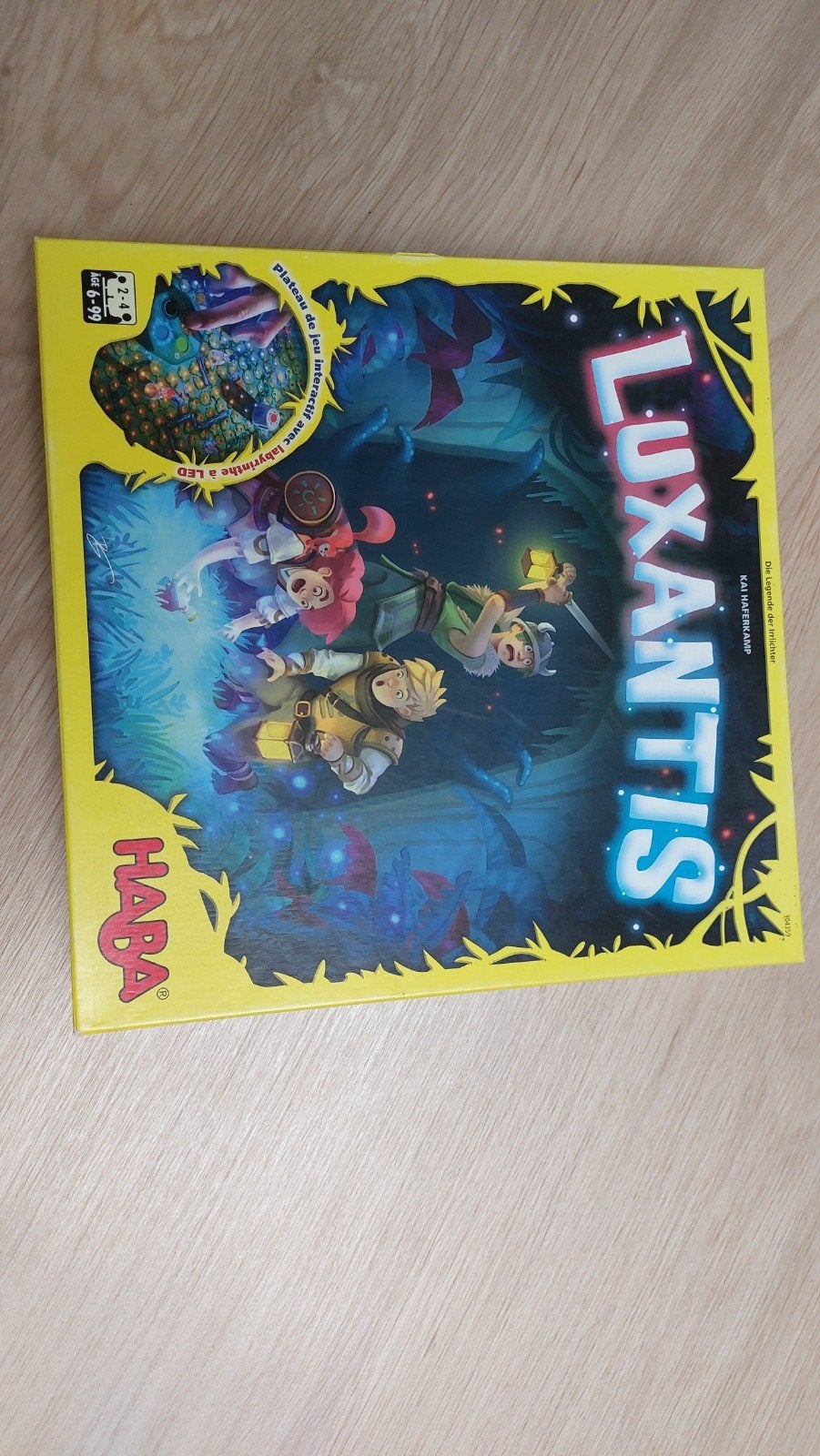 Luxantis spel in zeer goede staat, Hobby en Vrije tijd, Gezelschapsspellen | Bordspellen, Ophalen of Verzenden