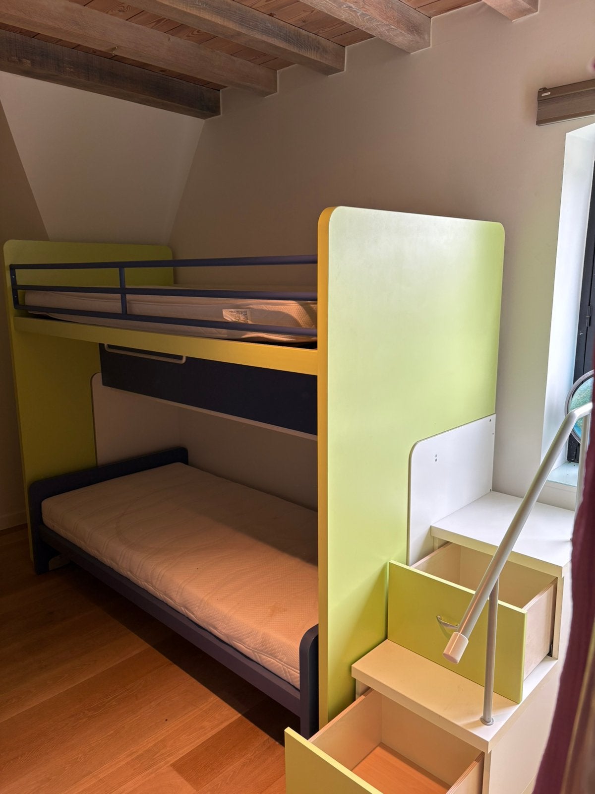Kinderstapelbed met kast., Enlèvement, Comme neuf