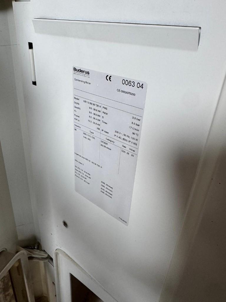 condenserende gasketel Buderus, Doe-het-zelf en Bouw, Chauffageketels en Boilers, Ophalen, Gebruikt, 20 tot 100 liter, Aardgas