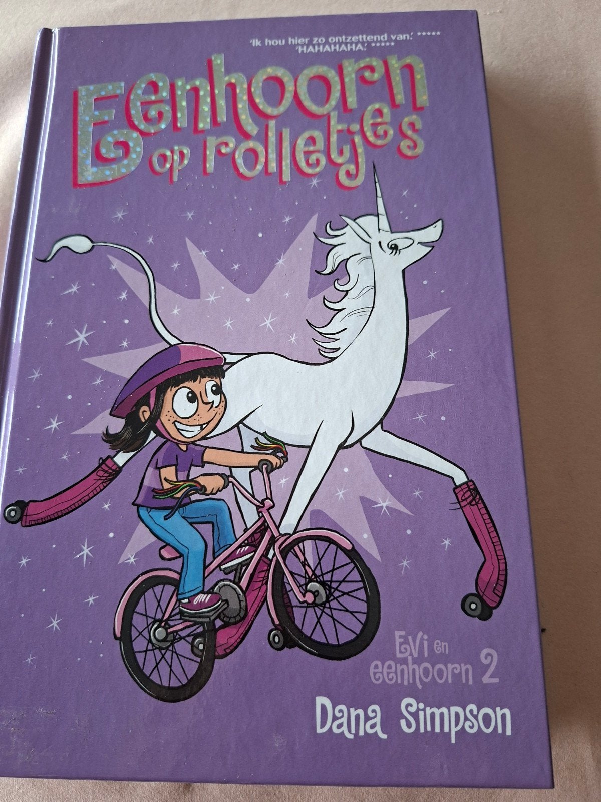 Dana Simpson - Eenhoorn op rolletjes, Boeken, Ophalen of Verzenden, Dana Simpson