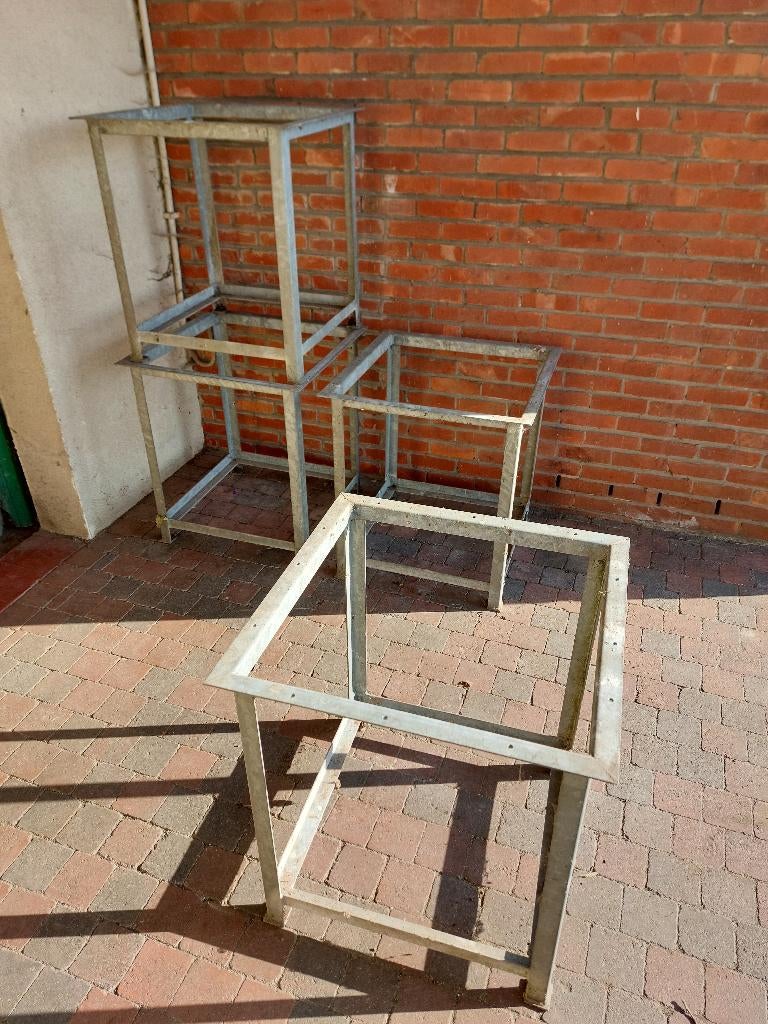 Metaal onderstel frame sokkel (4x)     µ1t, Bricolage & Construction, Métaux, Enlèvement