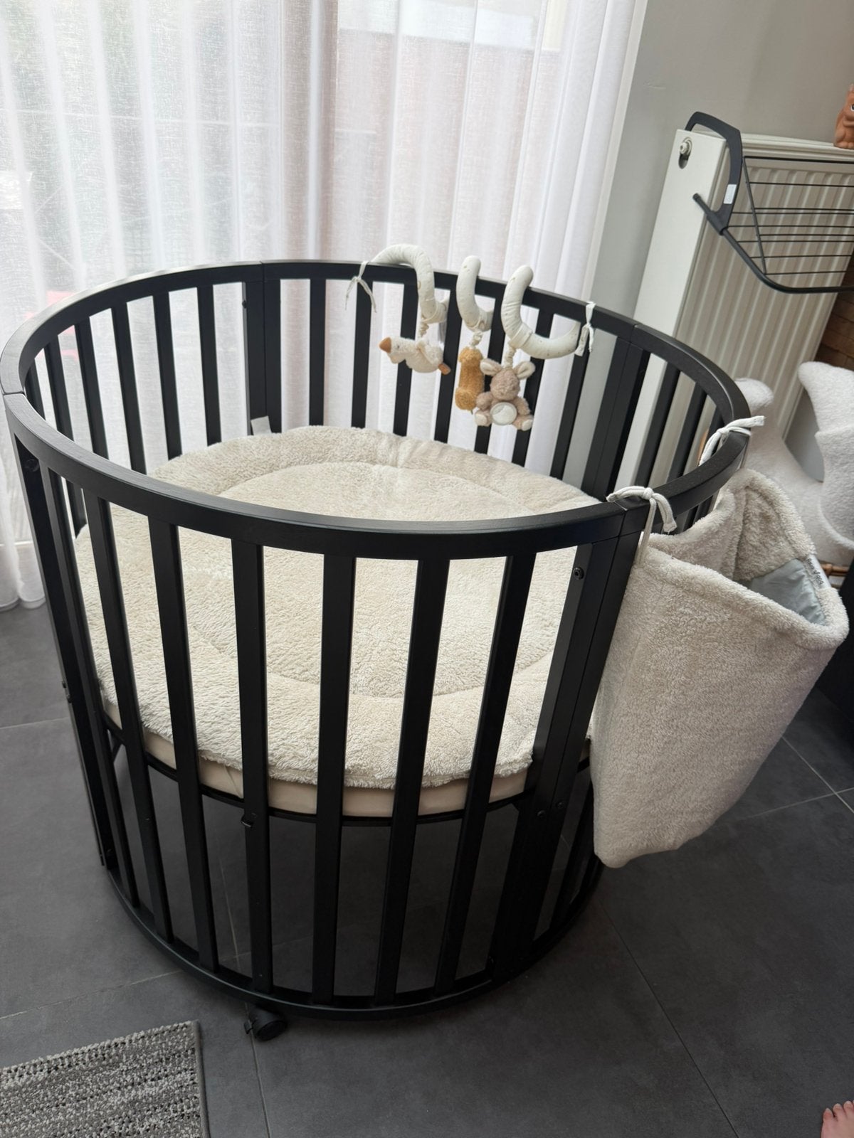 Ronde box, Enlèvement, Comme neuf, Rond, Réglable en hauteur