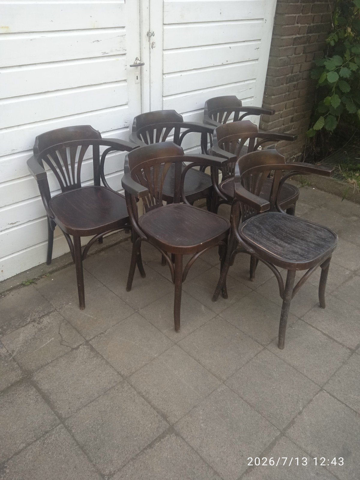6* zwarte Thonet stijl stoelen., Ophalen