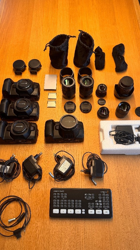 Complete videostudio: ATEM + 4x Blackmagic Pocket 4K/6K, Diensten en Vakmensen