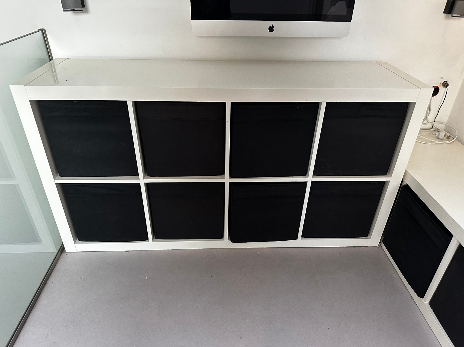 Kallax ikea + 8 zwarte bakken, Ophalen