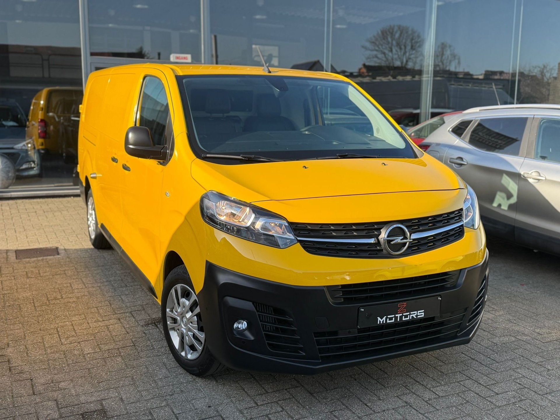 Nieuw voertuig, Achat, Entreprise, Noir, Automatique