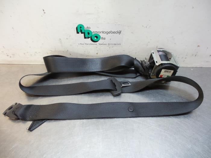 Veiligheidsgordel rechts-achter van een Opel Corsa (Corsa D, Gebruikt, -, -, Opel