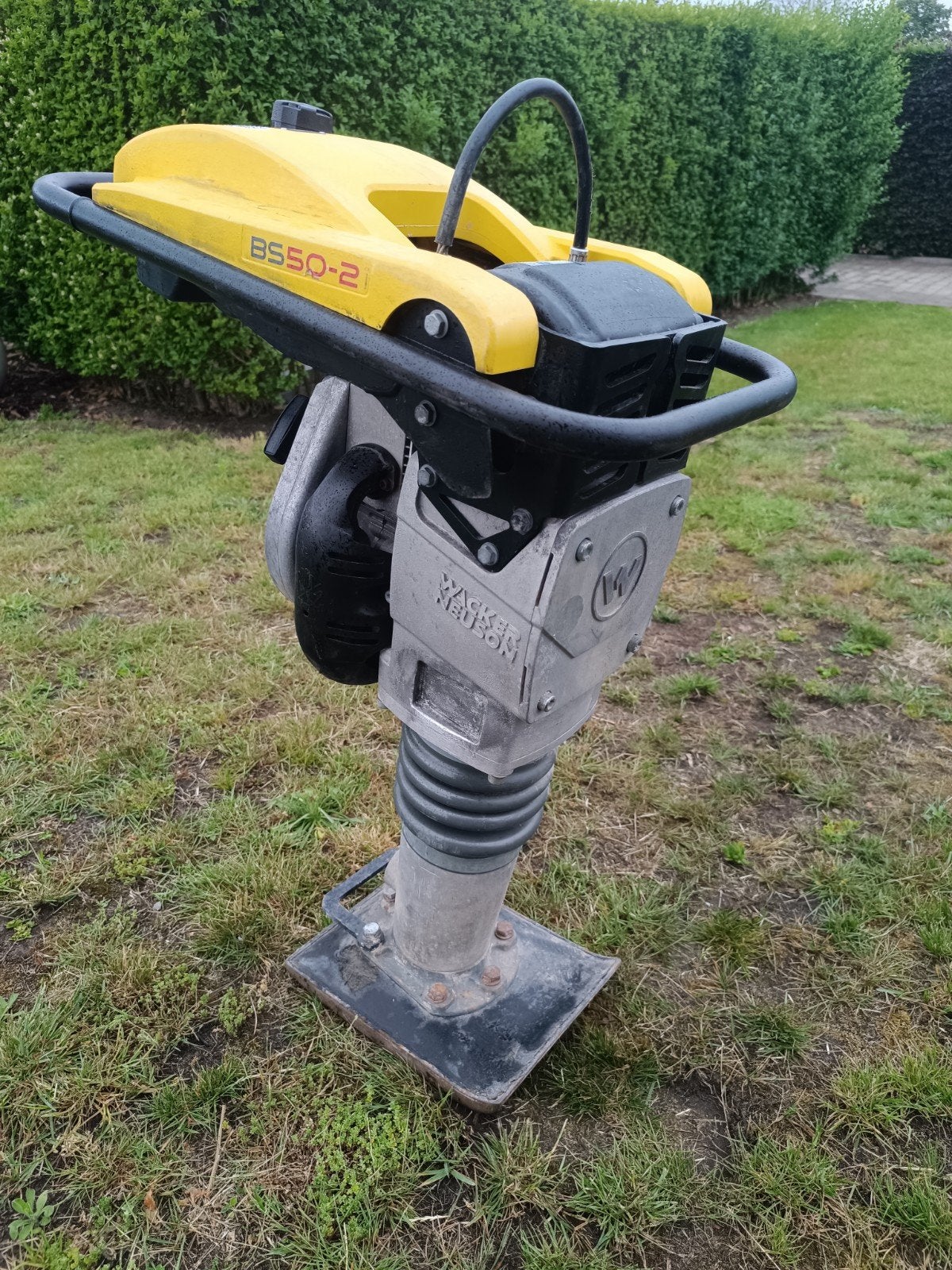 Wacker stamper, Ophalen, Gebruikt