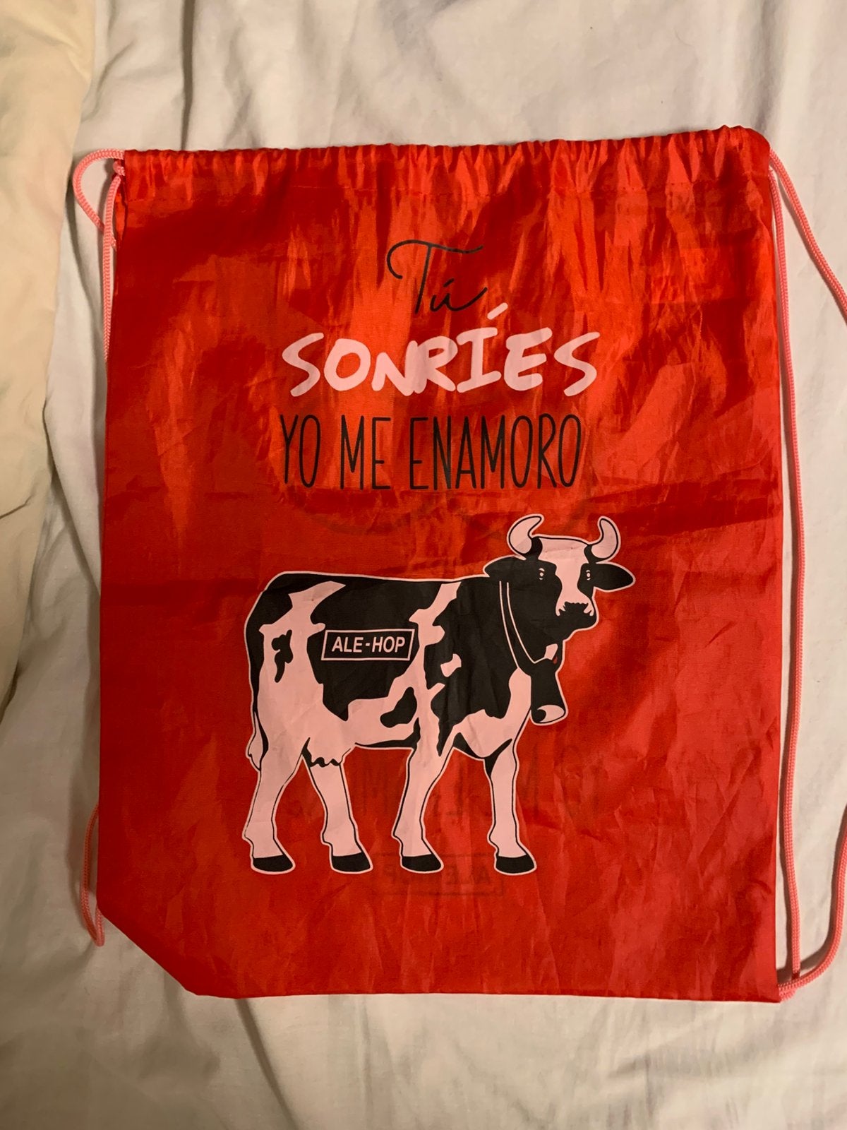 Un sac a dos à vache rouge, Enlèvement, Neuf