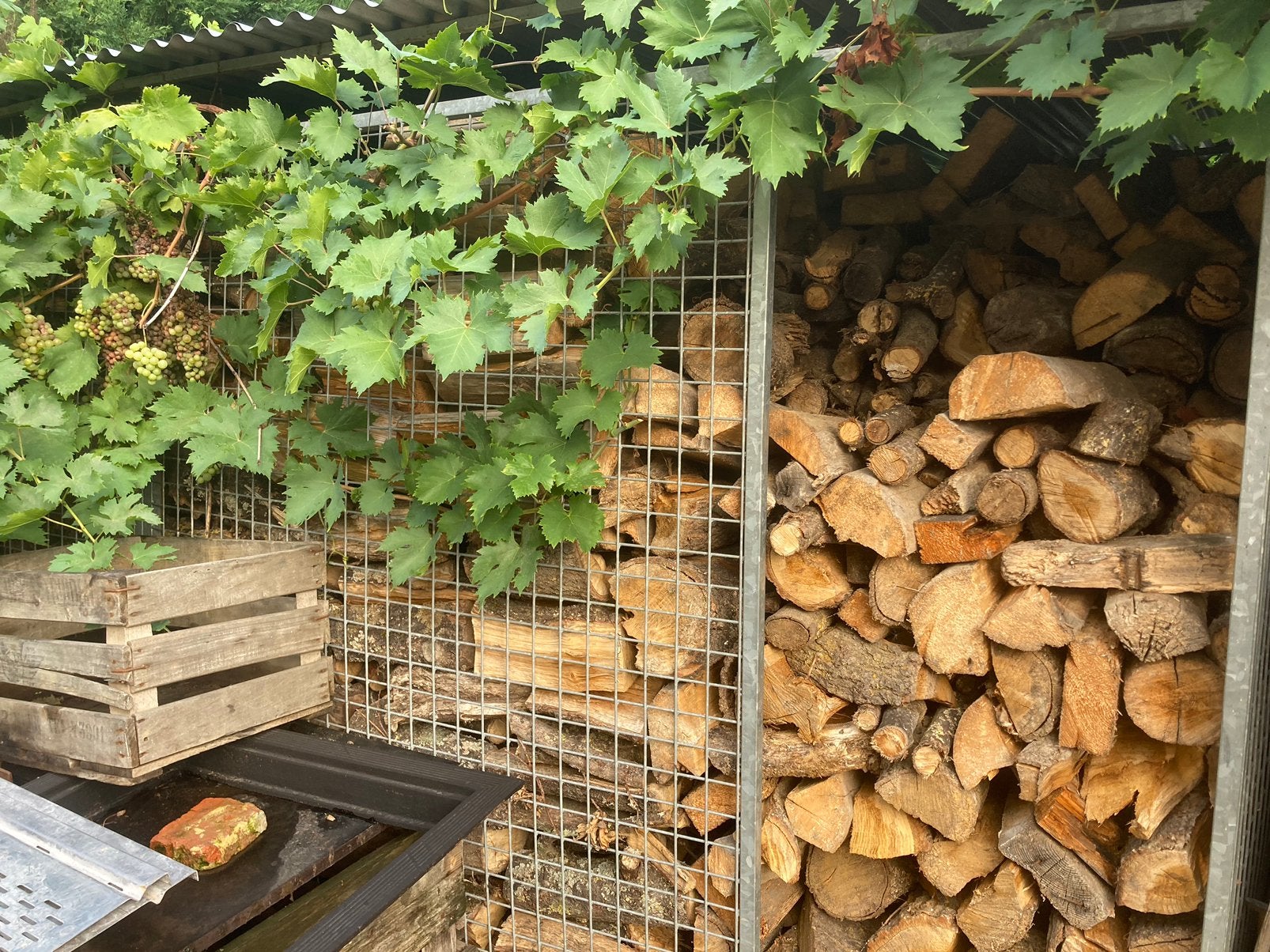 Te koop 16m3 brandhout gemend hardhout.eik+noot, Ophalen
