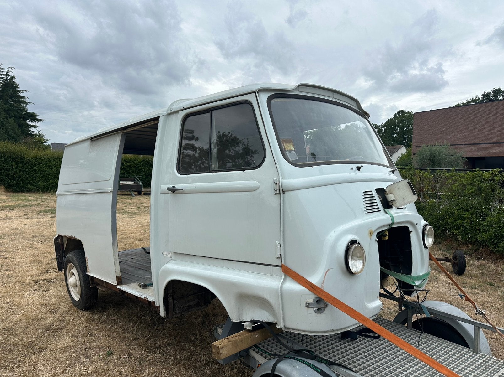 Renault estafette project, Ophalen, Voor, Renault