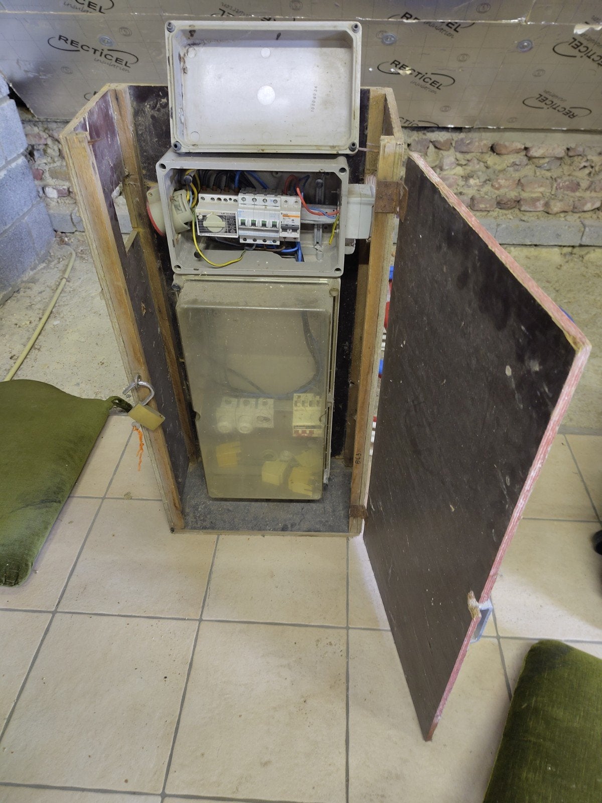 Werfkast, Doe-het-zelf en Bouw, Ophalen