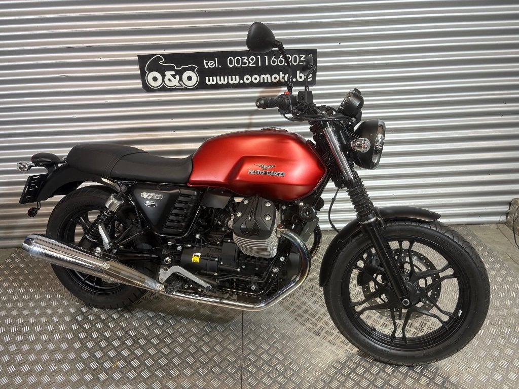 Moto Guzzi V7II ABS 35KW + Garantie + GRATIS onderhoud!, 2 cilinders, Bedrijf, Minimaal motorrijbewijs A2, ABS