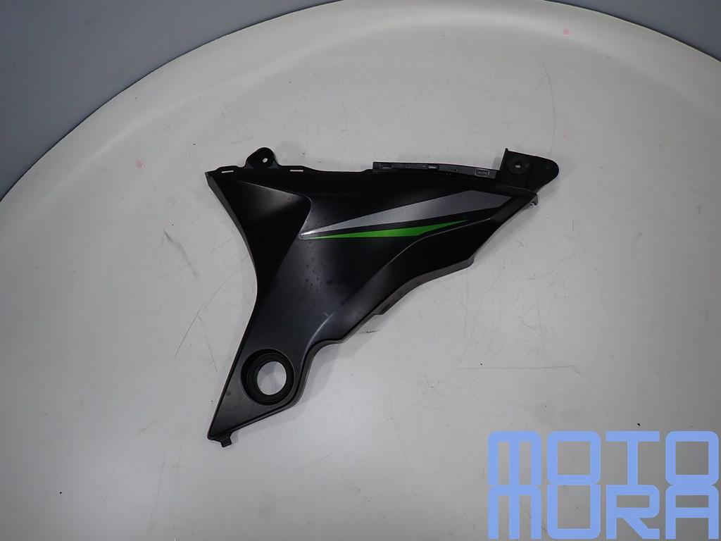 Afdekkap frame links de Kawasaki Z800 2012 - 2016 Z 800 zijk, Motoren, Gebruikt, -, -, Ophalen of Verzenden