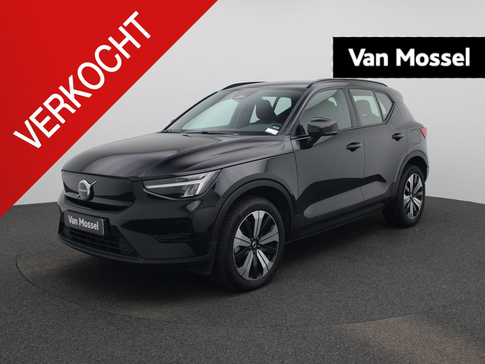 Volvo XC40 Recharge Core (automatique), Autos, 460 km, Achat, https://public.car-pass.be/vhr/7d7f26cb-03b8-4567-a308-eb100606cc35