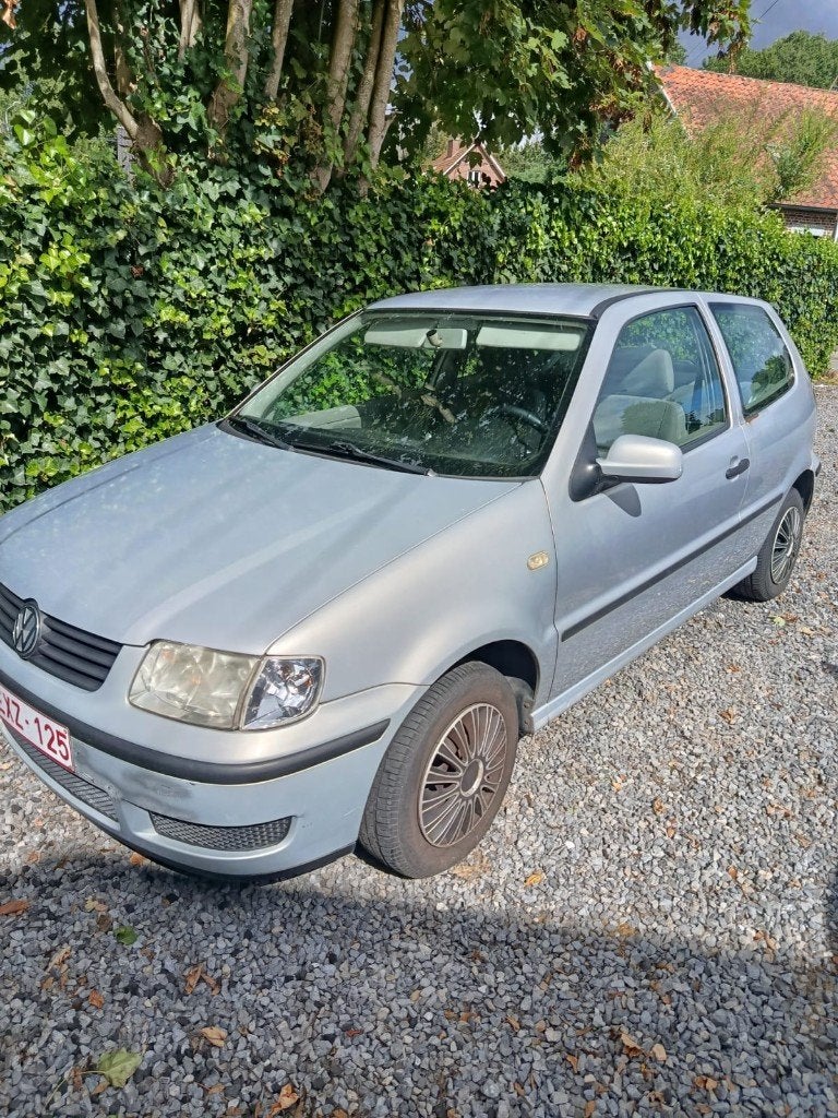 Auto volkswagen polo, Autos, Argent ou Gris, Achat, Boîte manuelle, Particulier